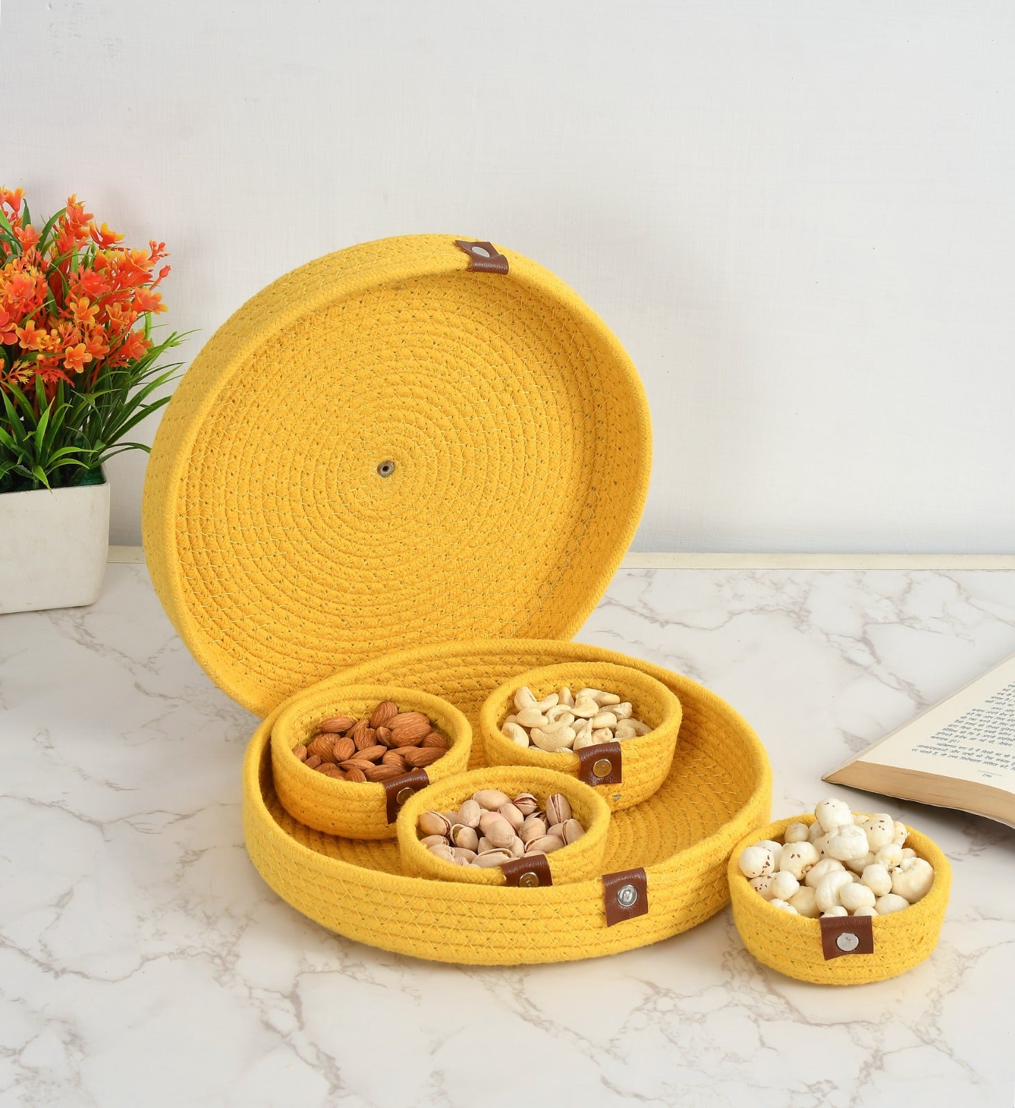 Round Jute Dry Fruits Tray with 4 Bowls