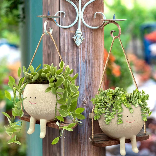 Swinging Happy Face Planter