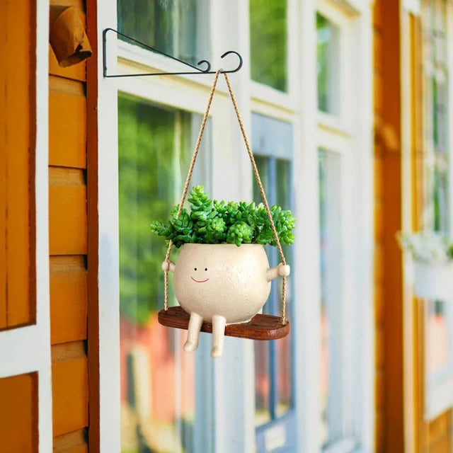 Swinging Happy Face Planter