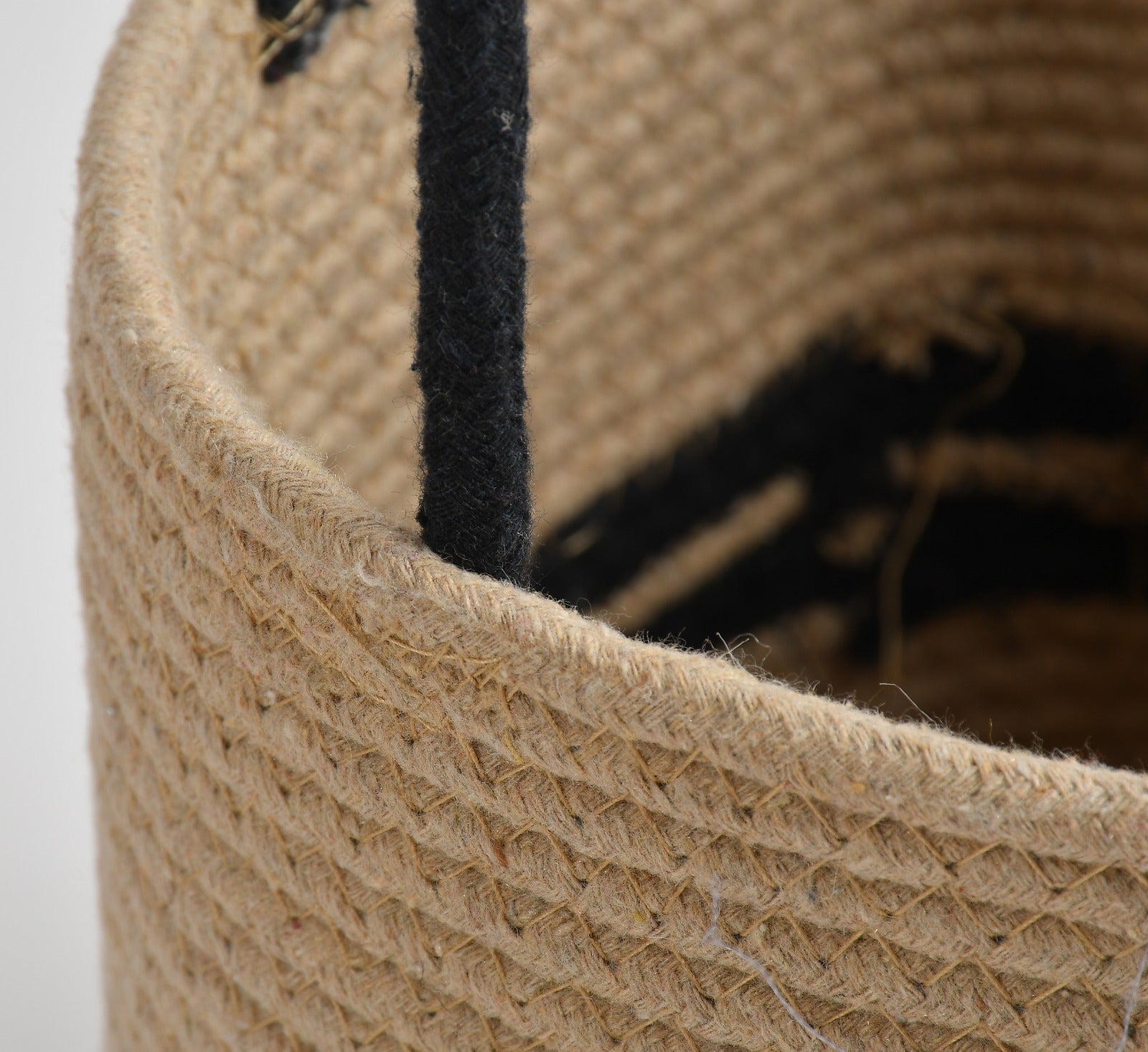 Round Jute Handle Bags